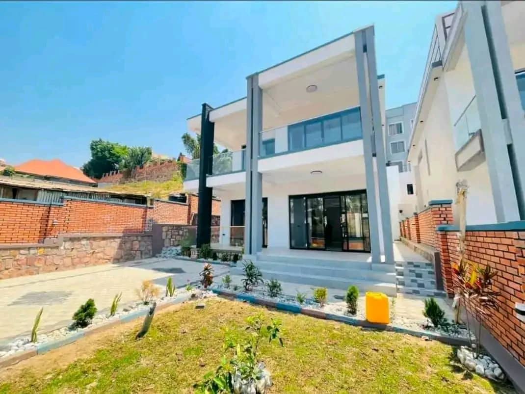 Spacious 5-Bedroom Duplex Apartment in Kibagabaga, Kigali