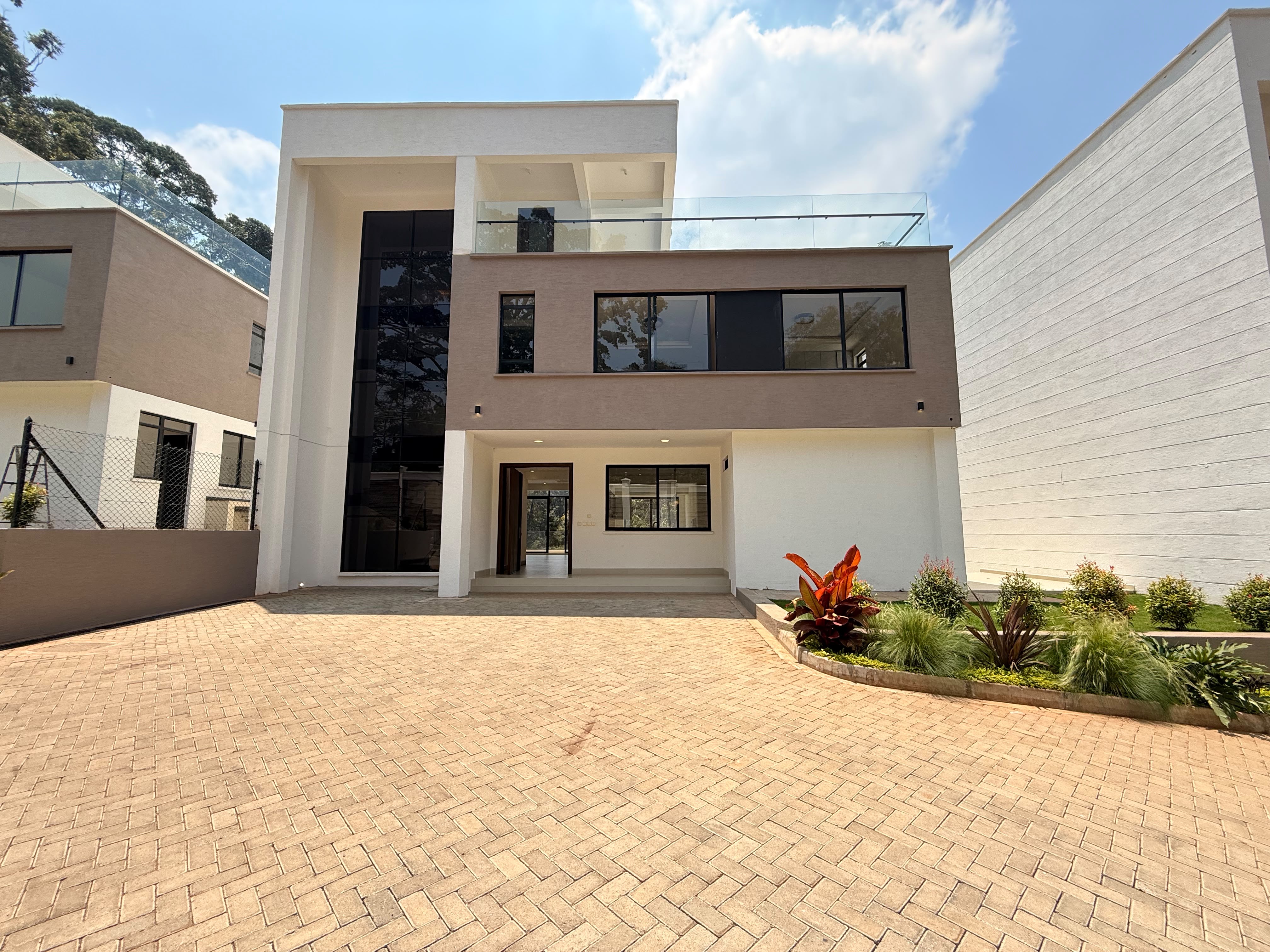 6 Bed Mansion in Kitisuru, Nairobi